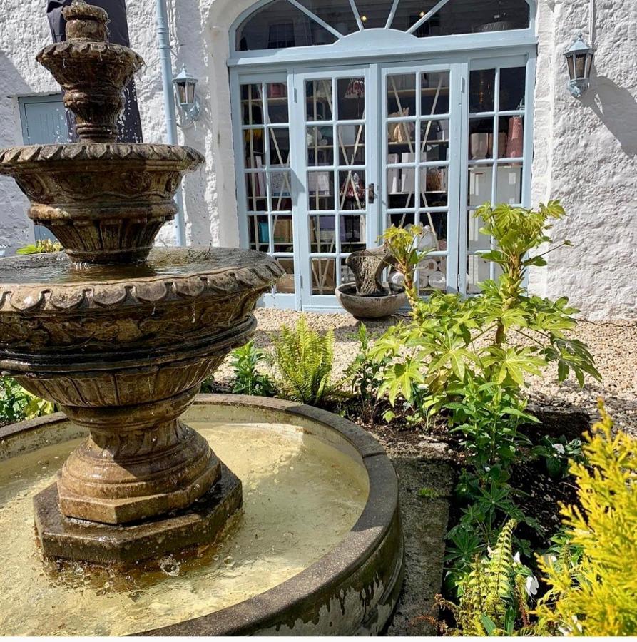 The Stables Townhouse B&B Birr Exteriér fotografie