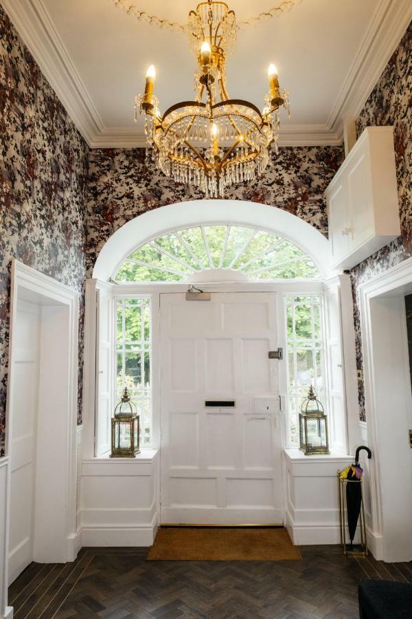 The Stables Townhouse B&B Birr Exteriér fotografie
